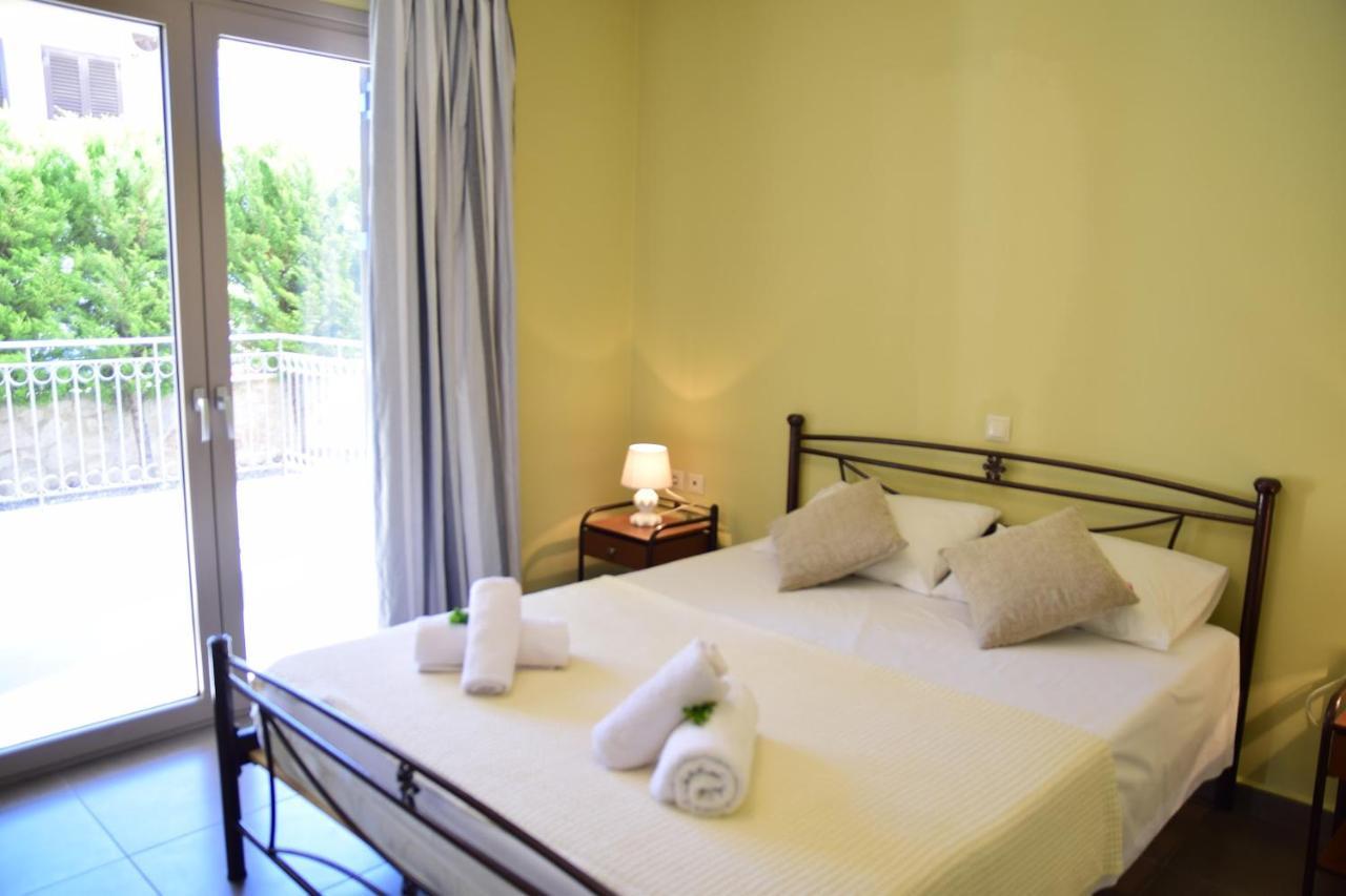 D'Angelos Apartments Karavomylos Esterno foto
