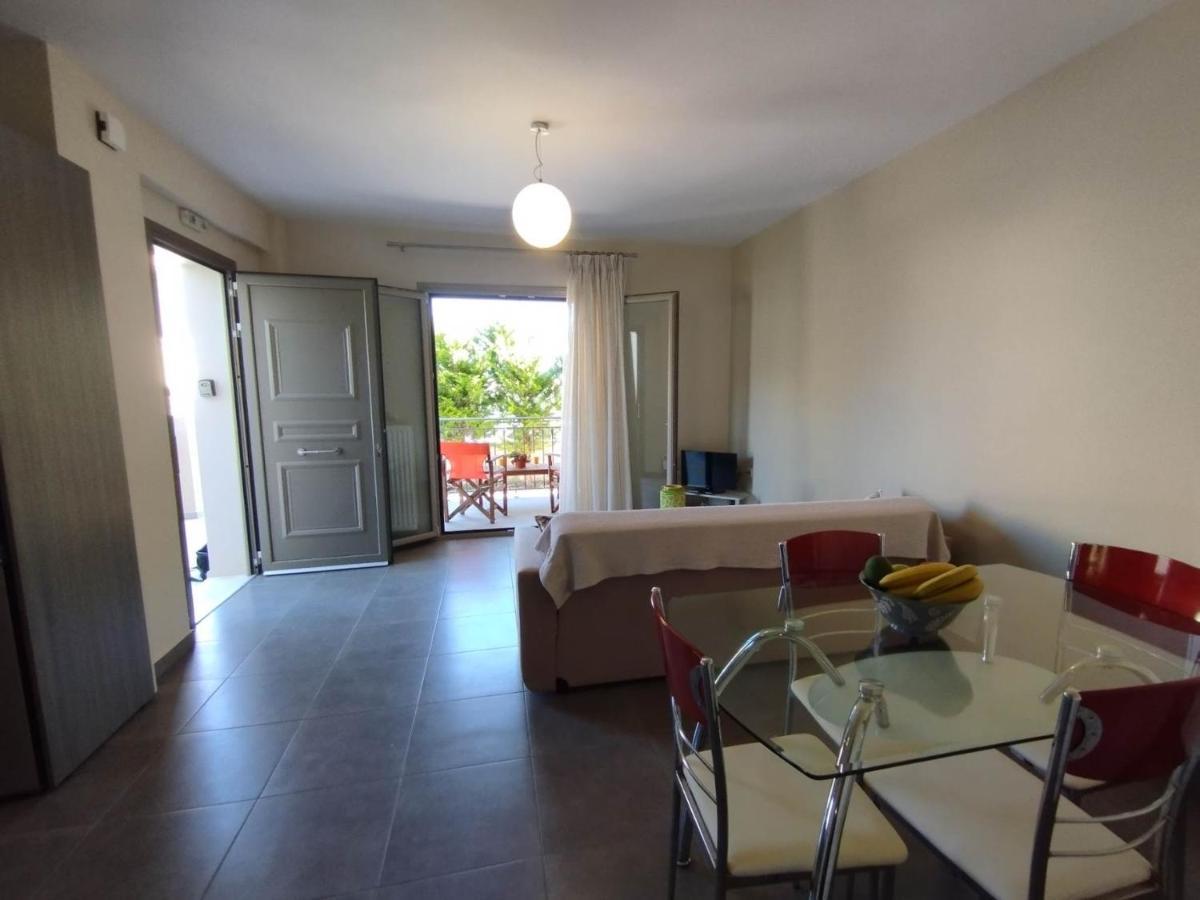 D'Angelos Apartments Karavomylos Esterno foto